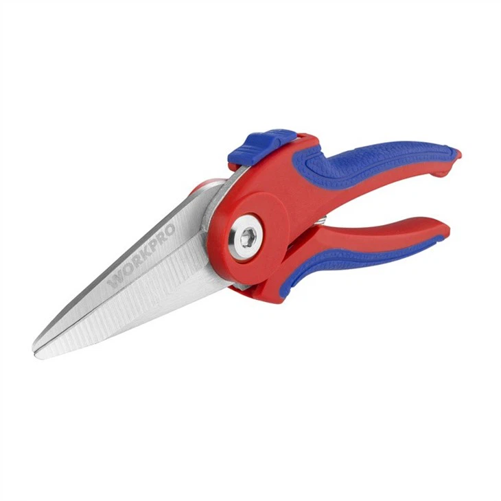 Herramientas de jardín con tijeras florales