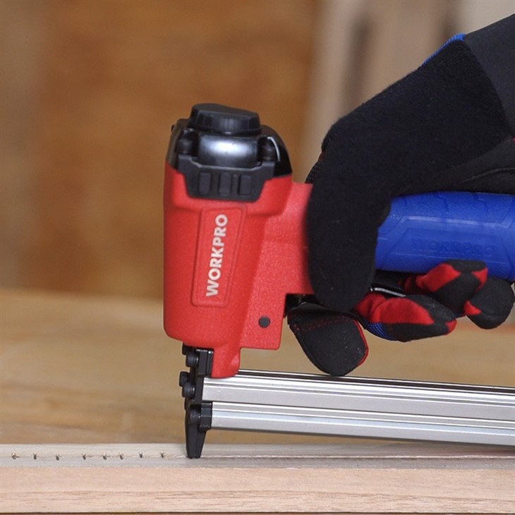 WORKPRO TOOL PNEUMATIC STAPLER